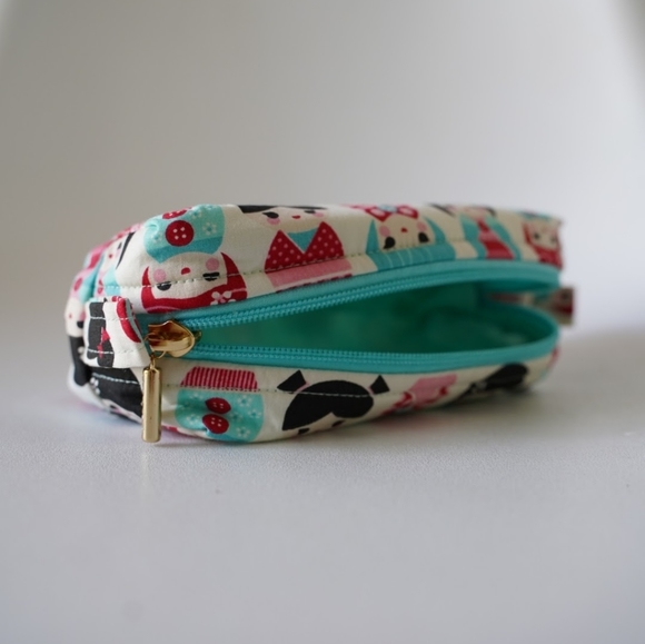 Japanese Dolls Geisha Makeup Pencil Zipped Pouch - Picture 5 of 6